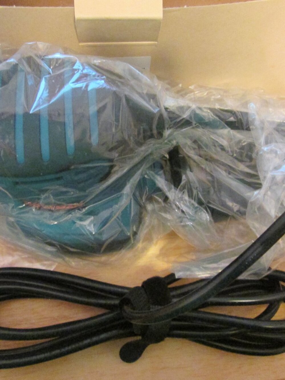 NIB DOVAMAN Mouse Sander DLS03A 120V